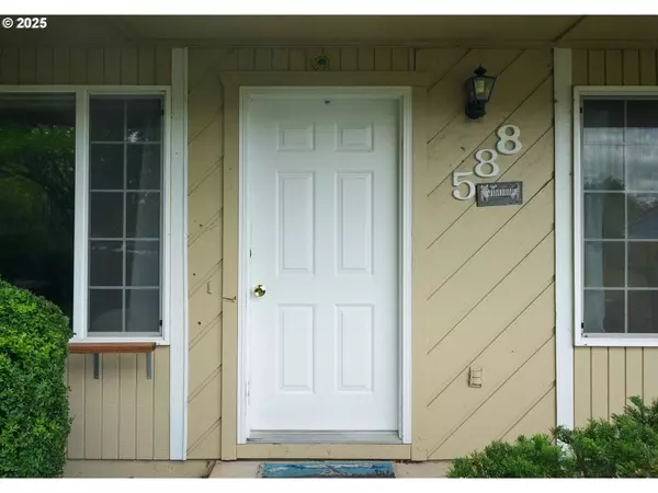 588 SE POWELL AVE, Corvallis, OR 97333