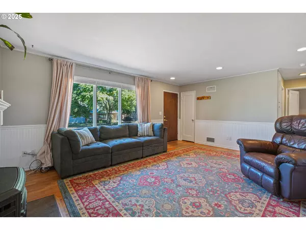 3120 SE BIRCH AVE, Milwaukie, OR 97267