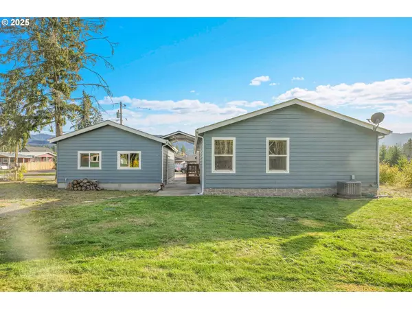186 CEDAR LN, Gates, OR 97346
