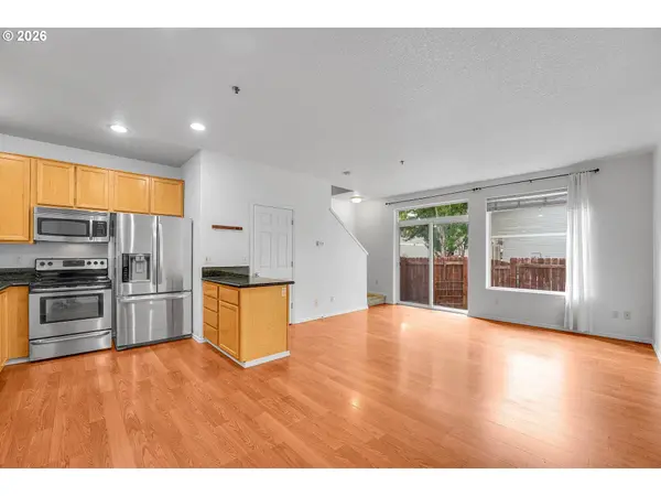 1117 NE PERL WAY, Hillsboro, OR 97006