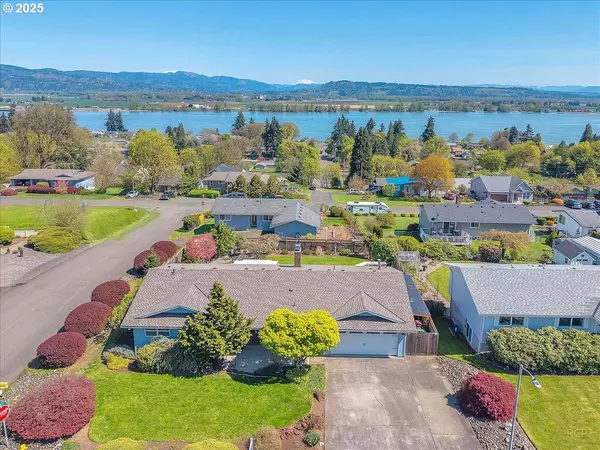 1870 7TH ST, Columbia City, OR 97018