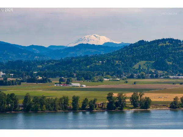 1855 9TH ST, Columbia City, OR 97018