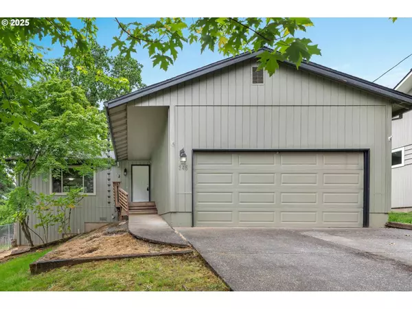 345 S 11TH ST, St Helens, OR 97051