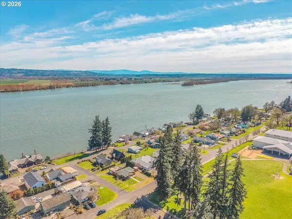 2225 First ST, Columbia City, OR 97018