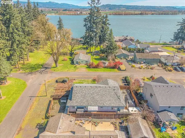 2225 First ST, Columbia City, OR 97018