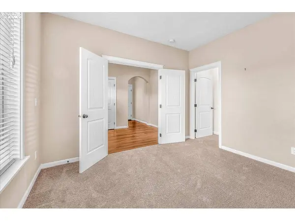 33955 SE VINE ST, Scappoose, OR 97056