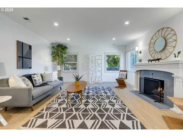 1730 NE 38TH AVE, Portland, OR 97212