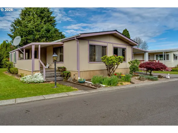 1225 W 10TH AVE #18, Junction City, OR 97448