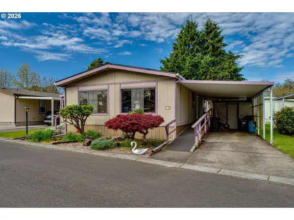 1225 W 10TH AVE #18, Junction City, OR 97448