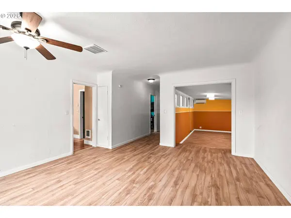 3003 RIVER RD, Eugene, OR 97404