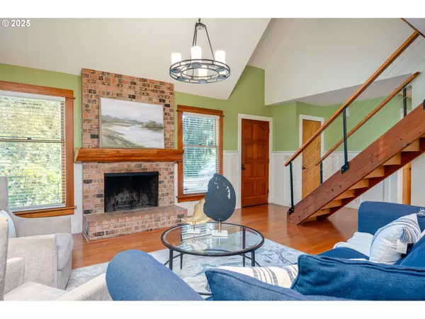 9 EAGLE CREST DR, Lake Oswego, OR 97035