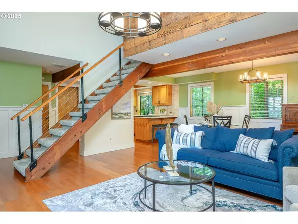 9 EAGLE CREST DR, Lake Oswego, OR 97035