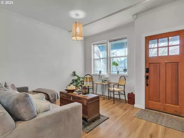 1681 NW 6TH ST, Mc Minnville, OR 97128