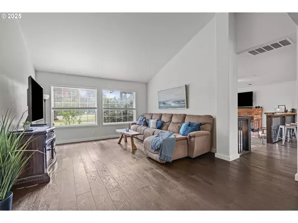 1680 NW DORAL ST, Mc Minnville, OR 97128