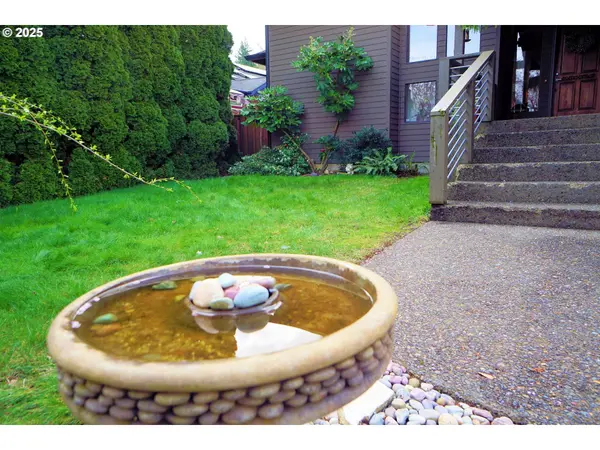 124 SW 6TH CT, Gresham, OR 97080