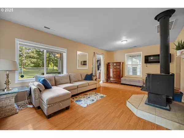 19000 HIGHWAY 22, Sheridan, OR 97378