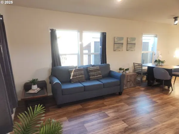 515 SE SHERIDAN RD #6, Sheridan, OR 97378