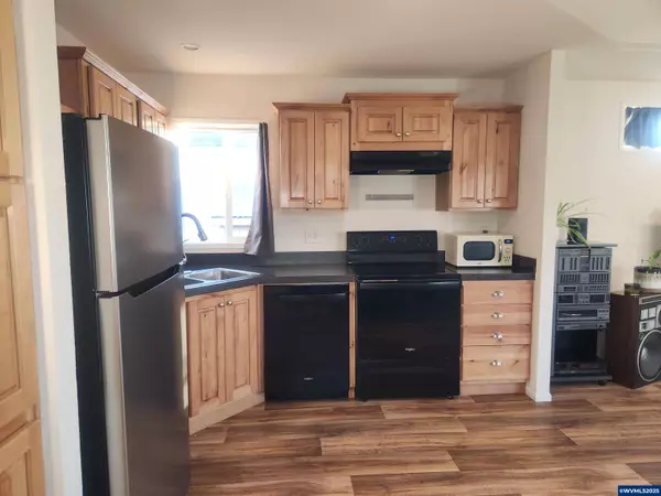 515 Sheridan Rd, Sheridan, OR 97378