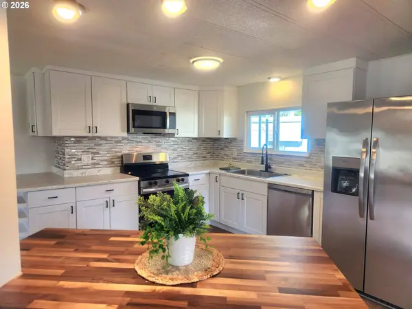 507 N 19TH AVE #29, Cornelius, OR 97113