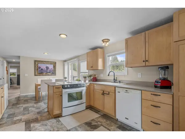 507 N 19TH AVE #88, Cornelius, OR 97113