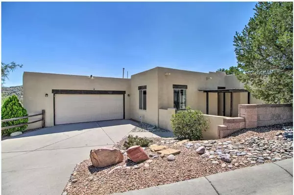 13800 SERENITY HILLS CT SE, Albuquerque, NM 87123