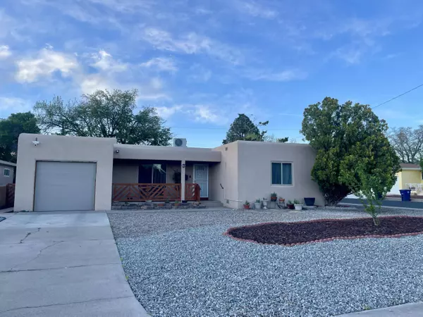 4749 TRUMBULL AVE SE, Albuquerque, NM 87108