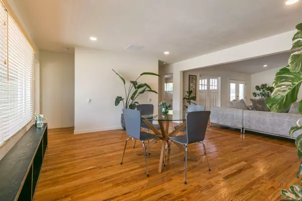 1113 CALIFORNIA ST NE, Albuquerque, NM 87110