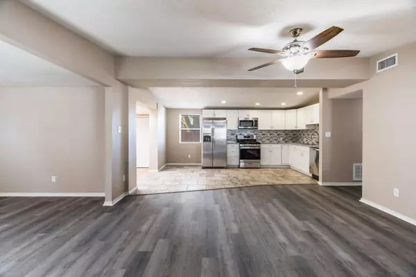 1825 Pitt ST NE, Albuquerque, NM 87112