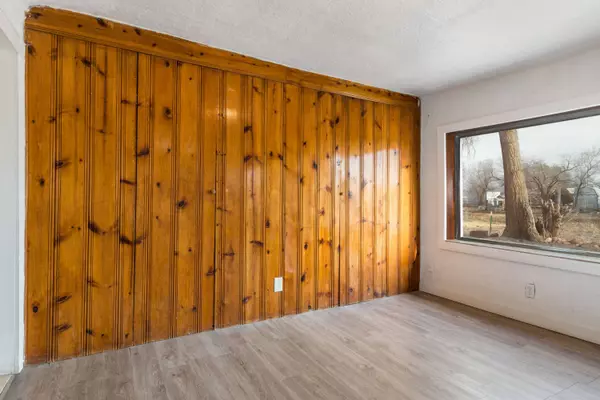 39 Orchard RD, Belen, NM 87002