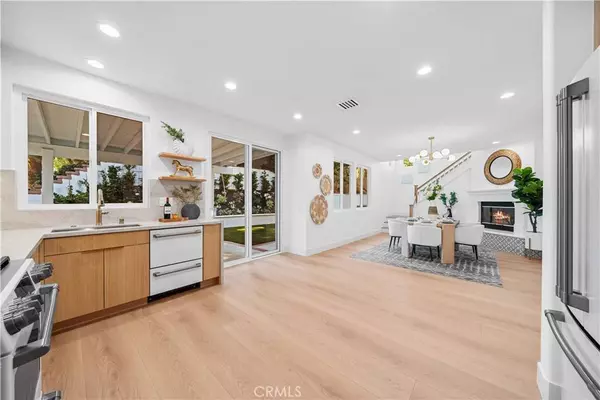 33 Winterfield RD, Irvine, CA 92602