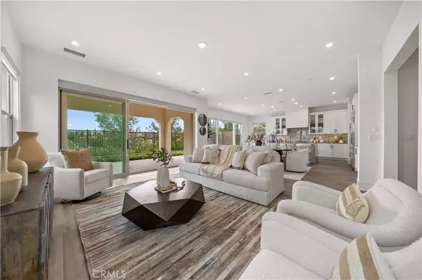 59 Longchamp, Irvine, CA 92602