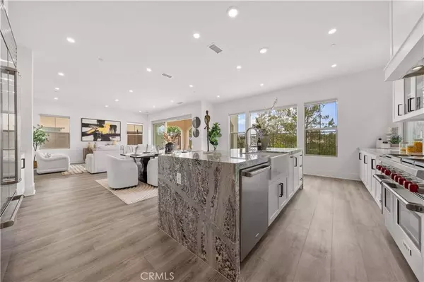 59 Longchamp, Irvine, CA 92602