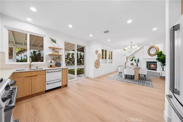 33 Winterfield RD, Irvine, CA 92602