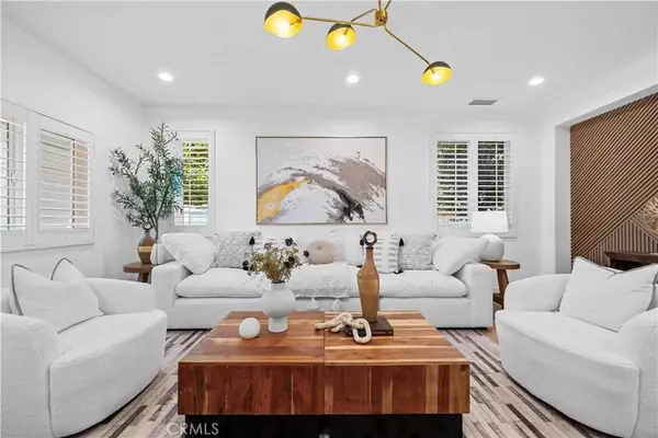 33 Winterfield RD, Irvine, CA 92602