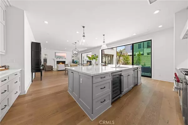 67 Kite, Irvine, CA 92618