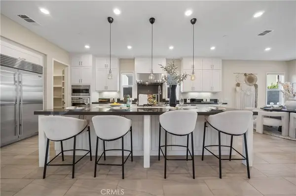 72 Ray, Irvine, CA 92618