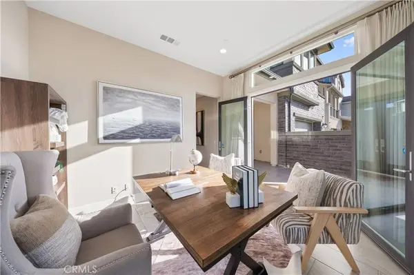 72 Ray, Irvine, CA 92618