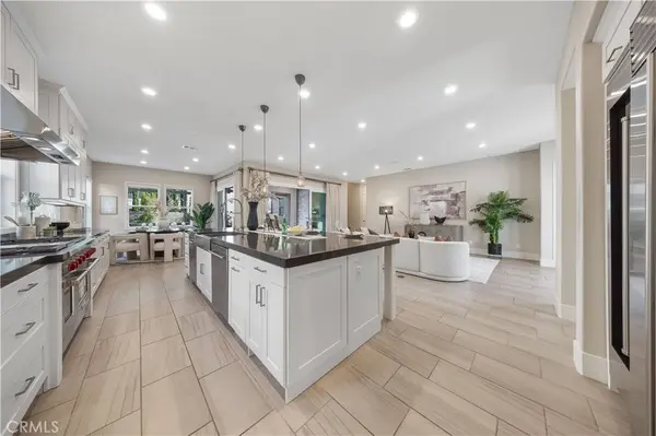 72 Ray, Irvine, CA 92618