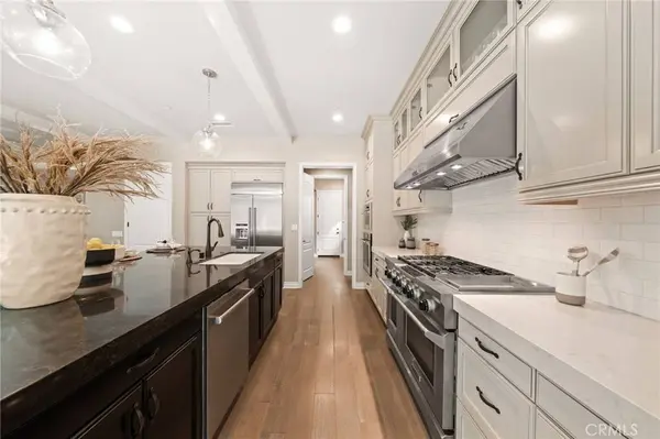 46 Shadybend, Irvine, CA 92602