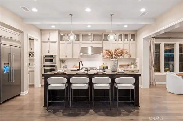 46 Shadybend, Irvine, CA 92602