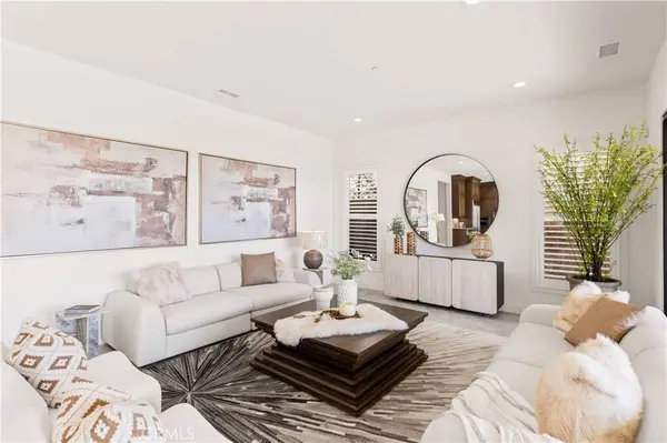 20564 W Bluebird CT, Porter Ranch, CA 91326