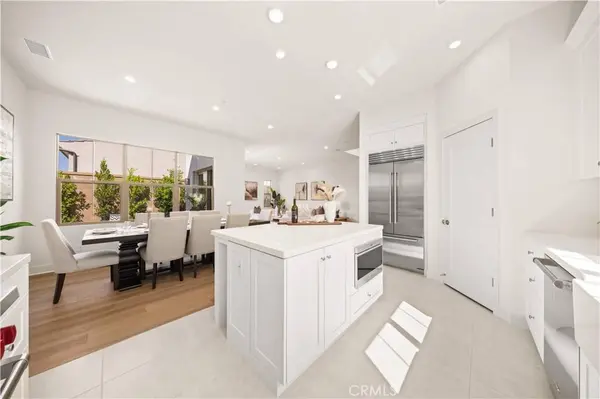 310 Carefree, Irvine, CA 92618