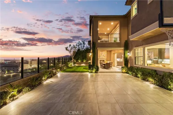 5512 Heritage Oak DR, Lake Forest, CA 92679
