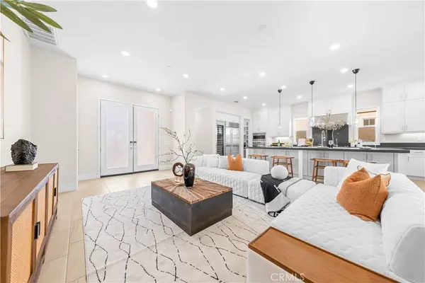 72 Ray, Irvine, CA 92618