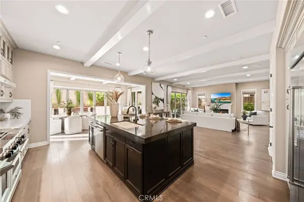 46 Shadybend, Irvine, CA 92602
