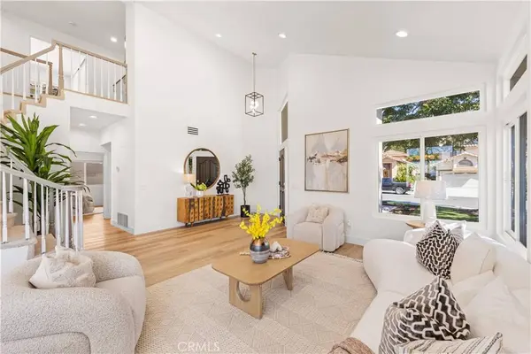 14284 Classique WAY, San Diego, CA 92129