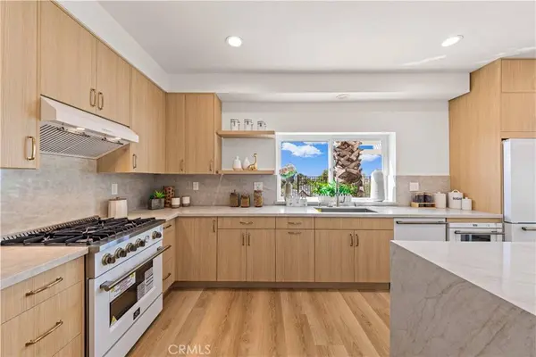 14284 Classique WAY, San Diego, CA 92129