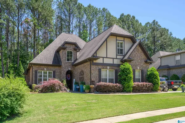 1349 CALISTON WAY, Pelham, AL 35124