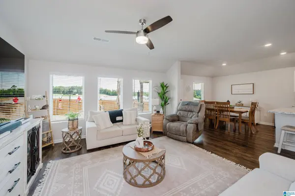330 AMBER AVENUE, Calera, AL 35040