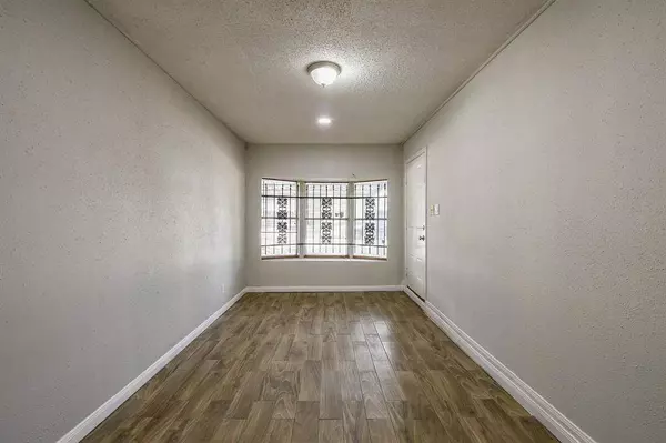 9923 Valley Sun DR, Houston, TX 77078